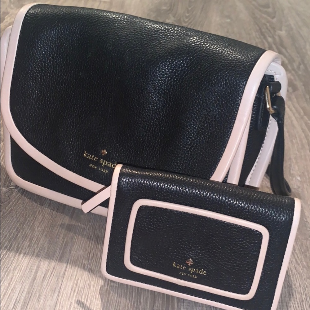 Kate spade purse with matching wallet